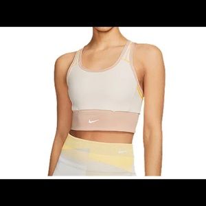 Nike Women's Swoosh Icon Clash Pocket Medium Padded Sports Bra